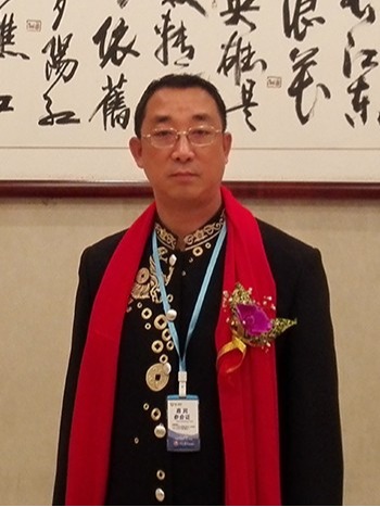 霓裳民族服裝服飾設計團隊